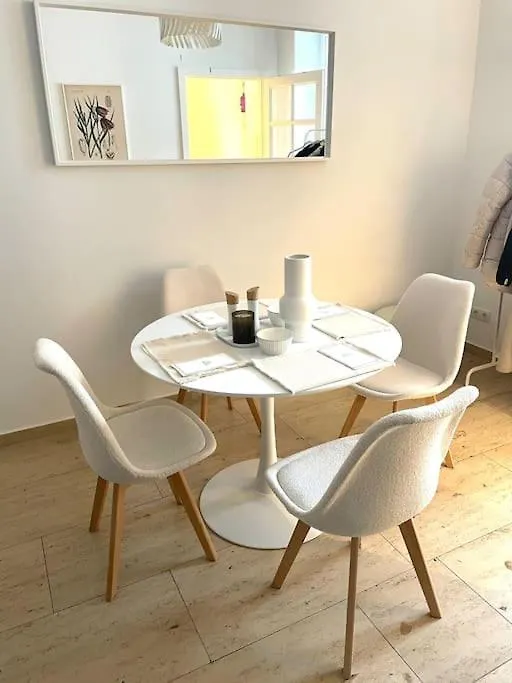 Central Apartment 1010 فيينا النمسا